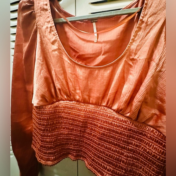 UNIQUE FREE PEOPLE
Orange and pink color
Excellent condition - Picture 5 of 5